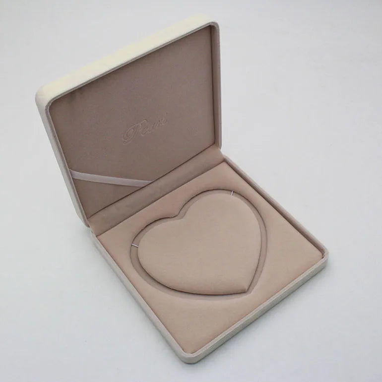 Custom Luxury Heart-Shaped Velvet Jewelry Storage Box with Square Pattern Logo Printed for Gift Packaging or Personal Use