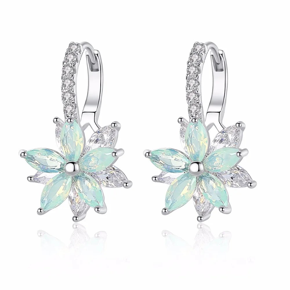 LUOTEEMI Fashion Flower Stud Earrings Cubic Zirconia Crystal Bridal Earrings Women Girls Fancy Jewellery Flower Earrings