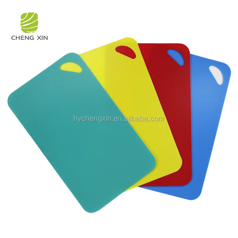 4-Piece Eco-Friendly Non-Slip Flexible PP Plastic Modern Cutting Board Set Folding Kitchenware for Chopping and Cutting