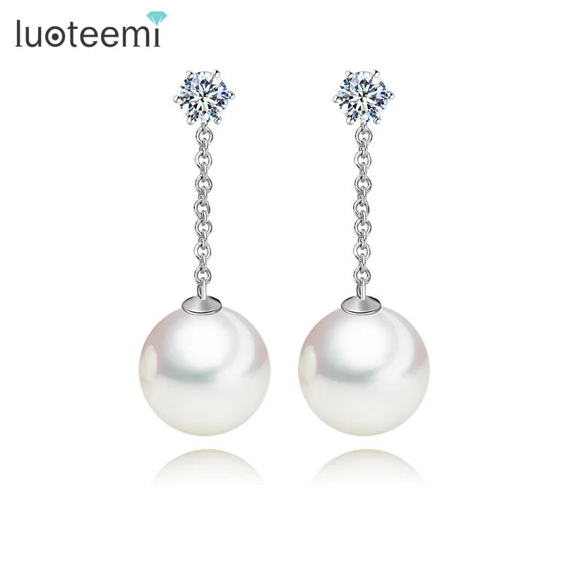 LUOTEEMI Wholesale White Gold Plated Simple Design Elegant Women White Round Pearl Pendant Chandelier Earrings