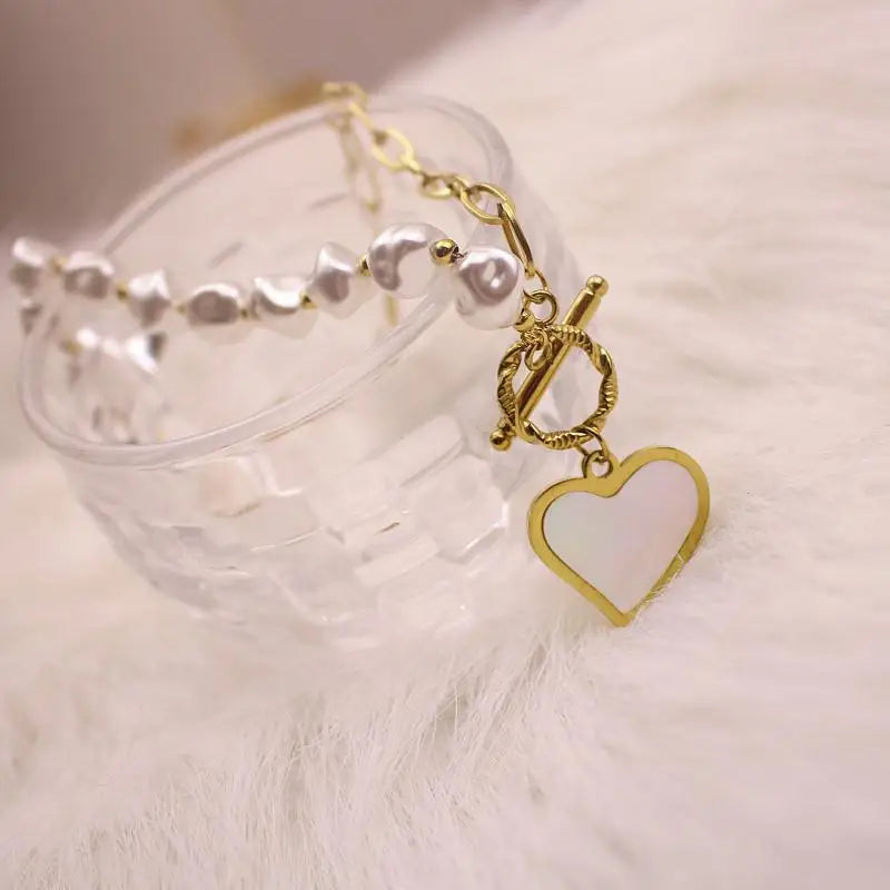 Fashionable Stainless Steel Stitching Women Pearl Jewelry 18K Gold Plated Heart Pendant Necklace