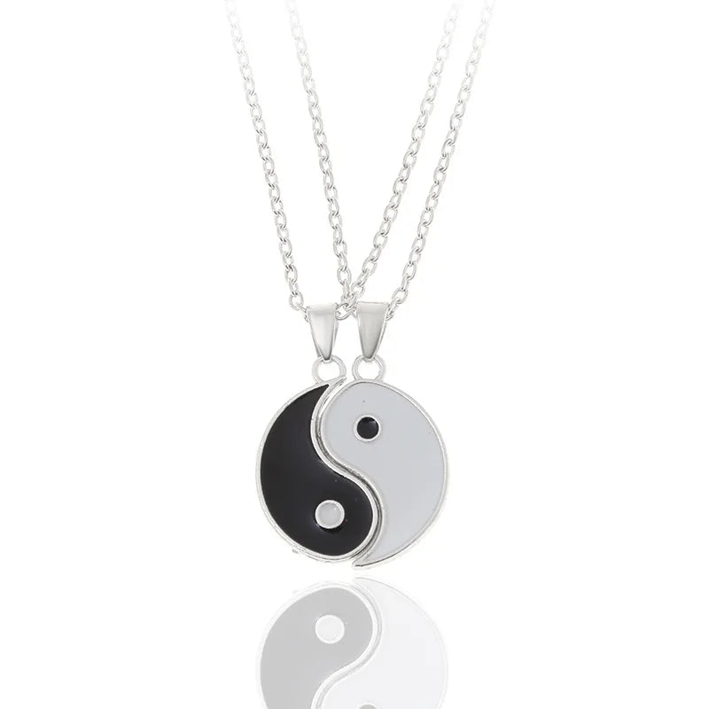 Valentine's Day Gift Yin-Yang Tai Chi Bagua Pendant Necklace Christmas Thanksgiving Tai Chi Necklace Gifts for Women Men