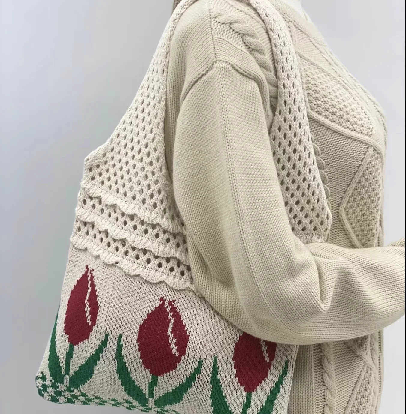 Custom Flower Crochet Chunky Bag Hand Knit Tote Bags Ladies Shoulder Handbags Lightweight Cut-off Beach Bag for Women