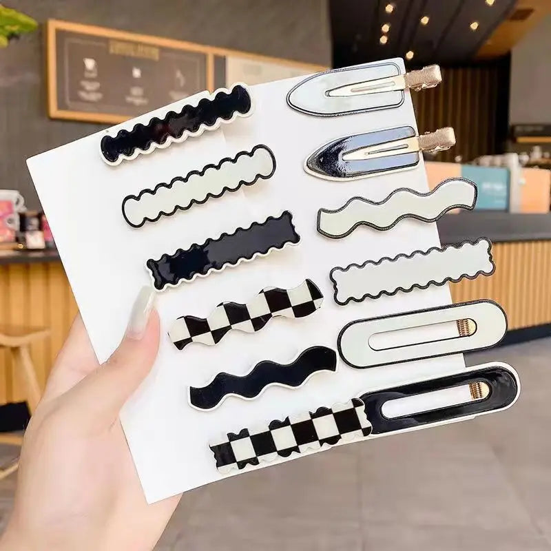 Vintage Black White Chess Girls Hair Pin Accessories Claw Extensions Creaseless Seamless Checker Crease Less No Bend Hair Clips