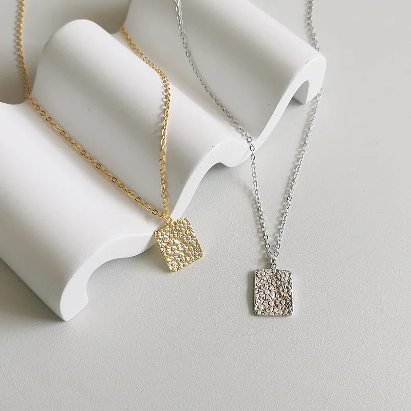 Gold Plated 925 Silver Link Chain Geometric Tags Pendant Necklace Delicate S925 Sterling Silver Daisy Flower Pattern Necklace
