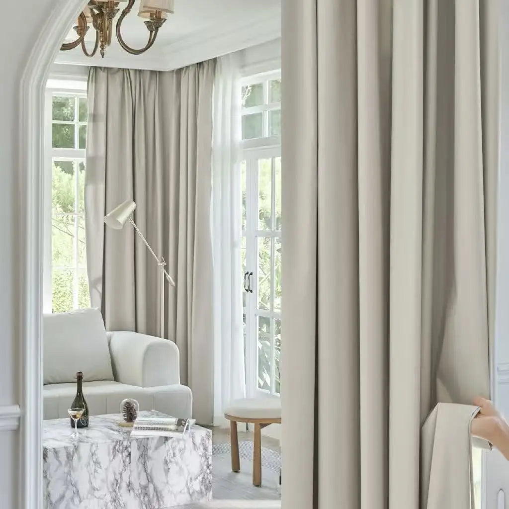 Hot Selling Luxury Modern Style Soft Thermal Blackout Curtains with Rod Pocket for Living Room and Bedroom