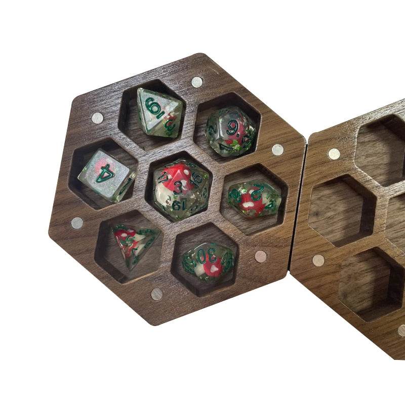 Factory Customized Wholesale Eco-Friendly Wooden Polyhedral DND Dice Storage Box with Gift Packaging for Board Games