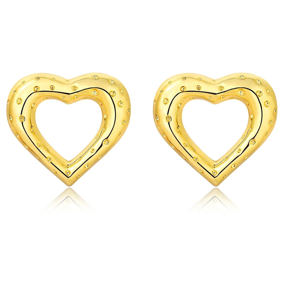 French High-end Vintage Versatile Hollow Out Gold Silver Brass Plated 18k Gold Large Heart Earrings