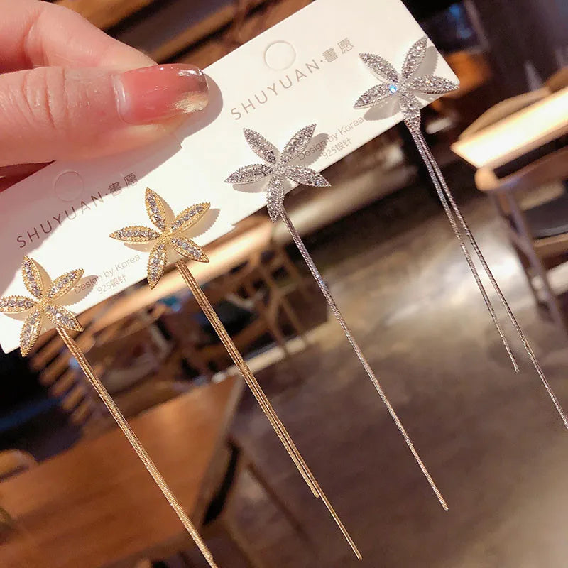 Fashionable Alloy Silver Needle Long Flower Petal Tassel Earrings Women's Gold Silver Stud Earrings