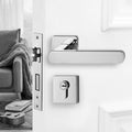 Modern Style Customized Hotel Room Gloss Chrome Door Lock with Aluminum Zinc Lever Manija De La Puerta Door Knob by Factory