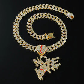 Hip Hop Rockstar Rapper Punk Iced Out Bling Cuban Chains NO LOVE Necklace Pendants for Men Women Heart Broke Pendant Necklaces