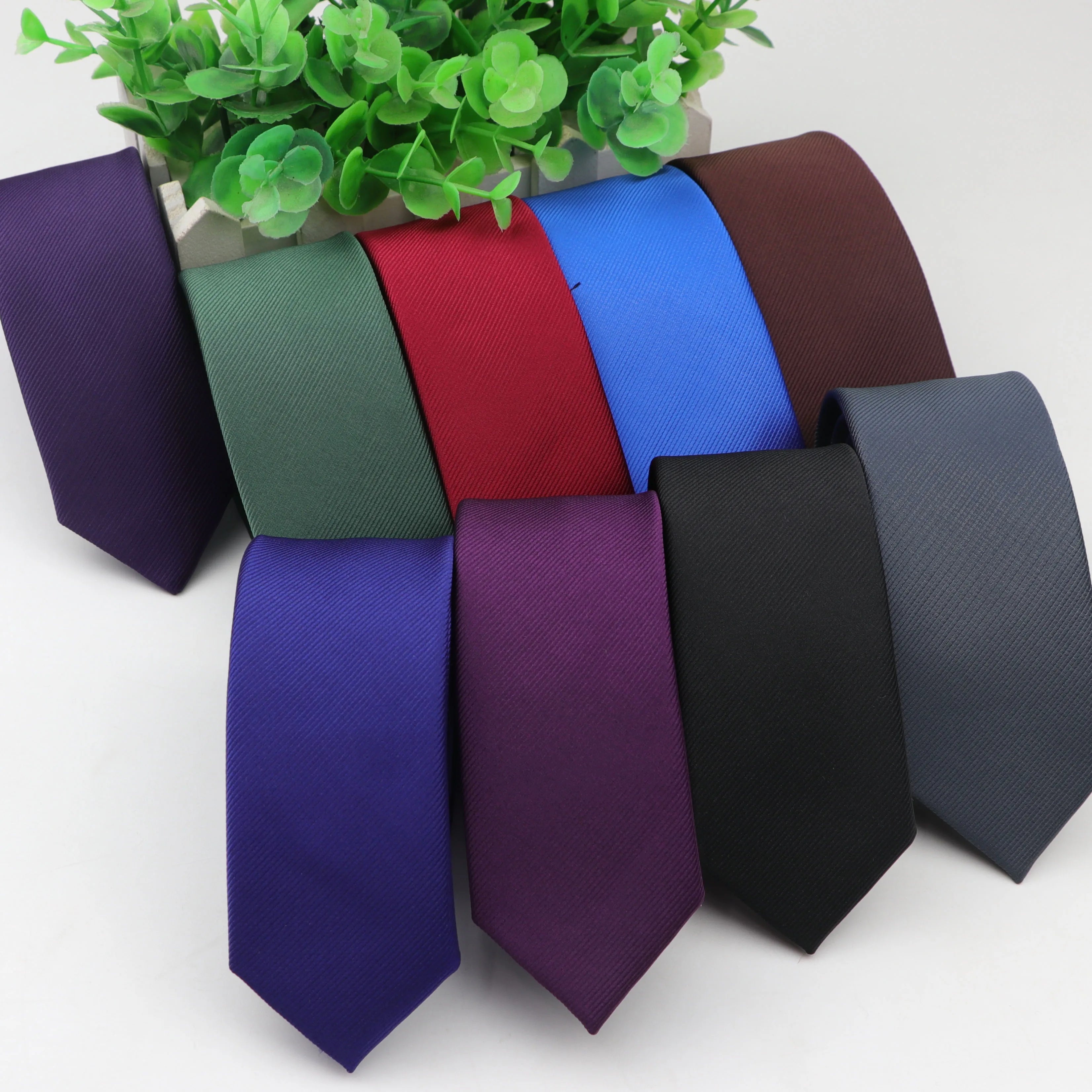 Hight Quality 1200 Needles Necktie 5cm Width Solid Color Ties Gentleman Narrow Men Polyester Gravata Tie Formal Skinny Size