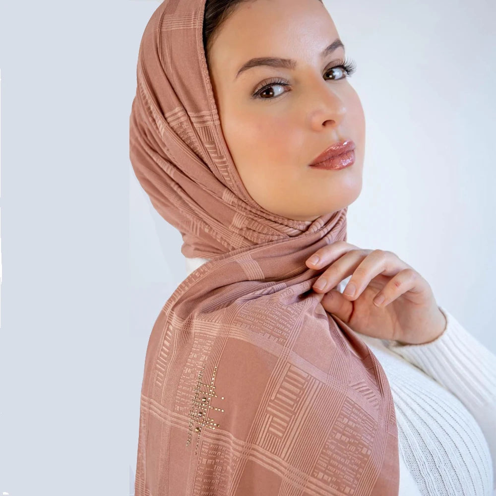 New Style Plain Color Shawl New Trend Arab Dubai Muslim Women Soft Breathable Jersey Cotton Hijab Scarf With Stone