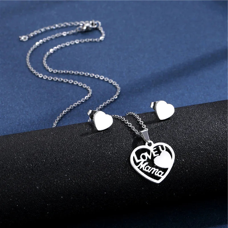 AA00306 I Love You MOM Stainless Steel Hollow Mama Letter Pendant Necklace Jewelry Dainty Fashion Necklace Heart Shaped