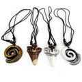 Factory Direct Sale Retro Souvenir Resin Plastic Jewelry Shark Tooth Horn Necklace Pendant for Men