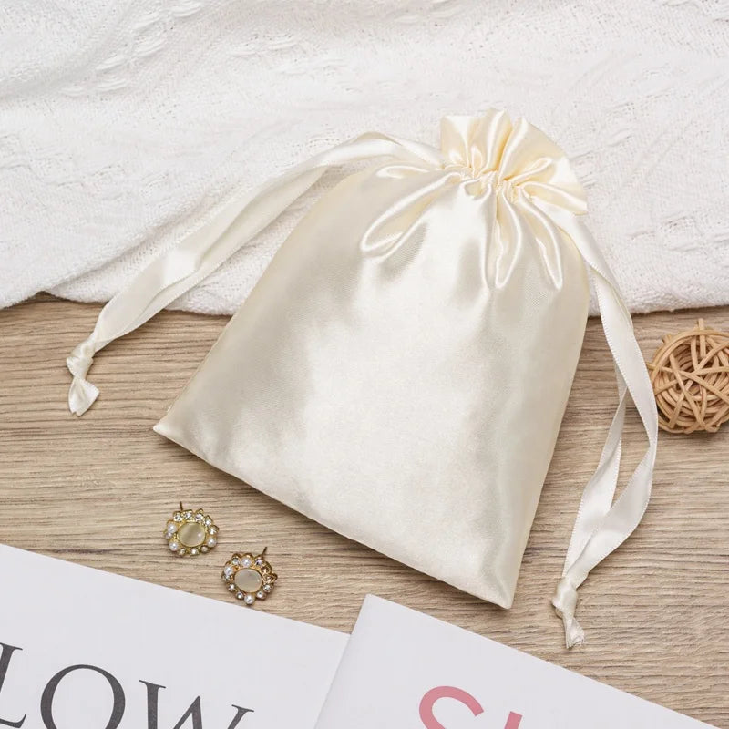 Luxury Custom Large Satin Packaging Bags for Hair Extensions Luxury Custom Logo Weave Hair Dust Storage Bag