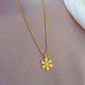 Popular New Design Tarnish Free Snow Flake Pendant Necklace 18K Gold Plated Stainless Steel Pendant Necklace