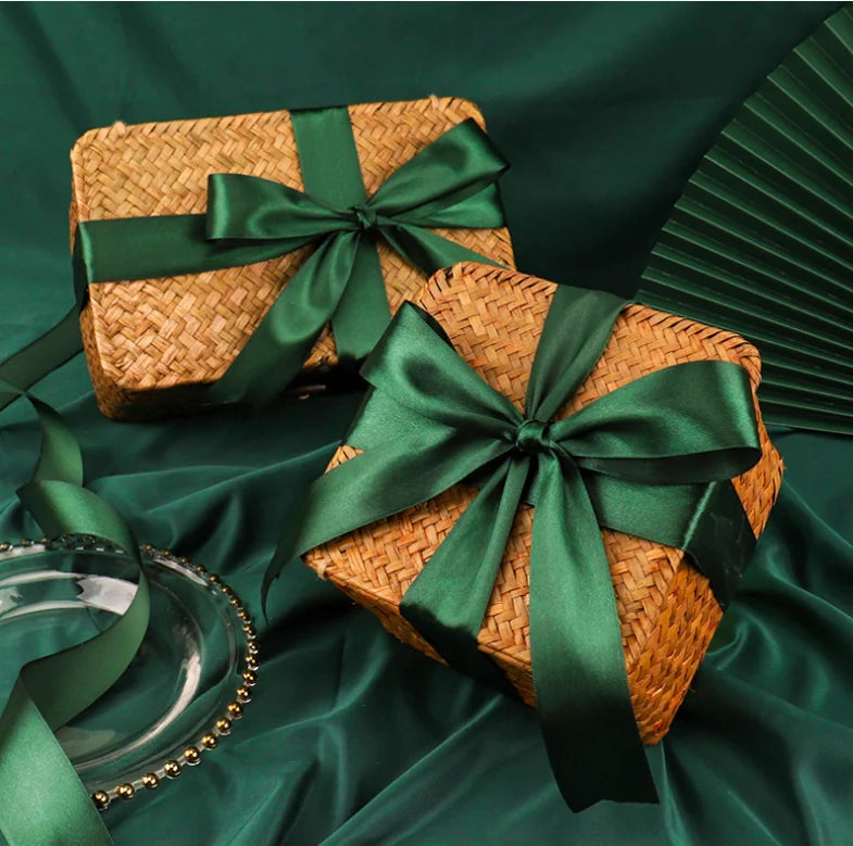 Exquisite Christmas Gift Box Bamboo Empty Candy with Wood Material Painted Technique for Sale