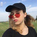 Unisex Vintage Style Metal Sunglasses UV400 Protection Small Lenses Gold Frame Custom Logo Colorful Options Beauty Eyewear Model