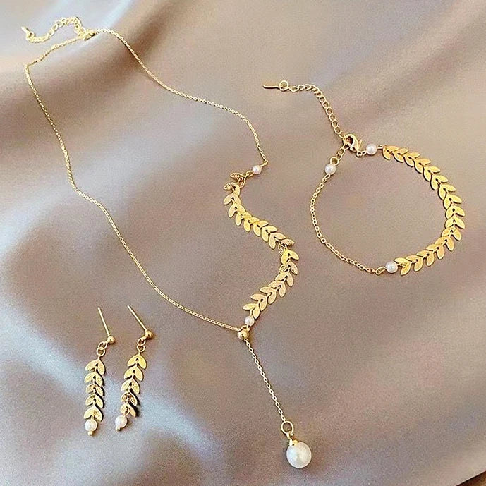 Factory Girlfriend Birthday Gifts Light Luxury Pearl Earrings Bracelet Necklace Senior Wheat Jewelry Set Gifts for Women Men