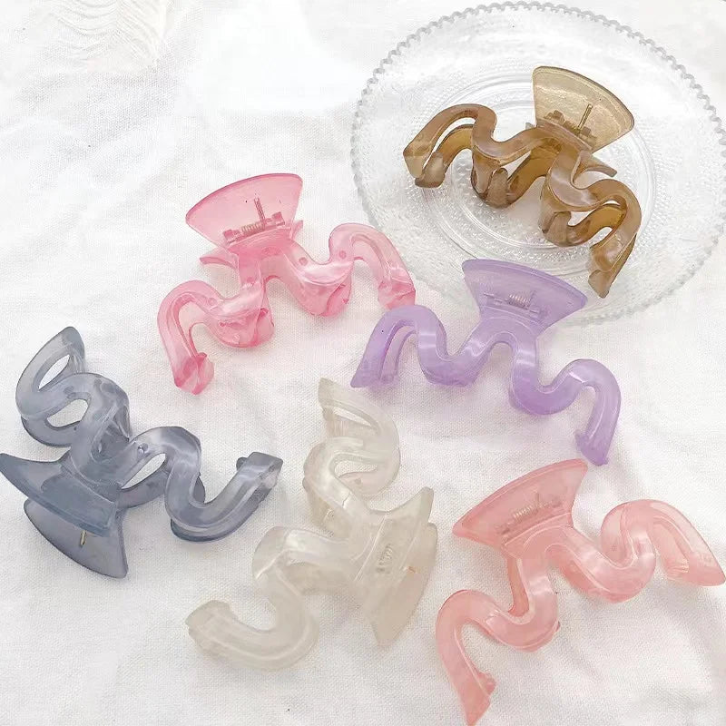 New Design M Shape Women Transparent Large Candy Color Hair Clips Girls Simple Fashion Hair Claw Clip for Women Hair Accessories