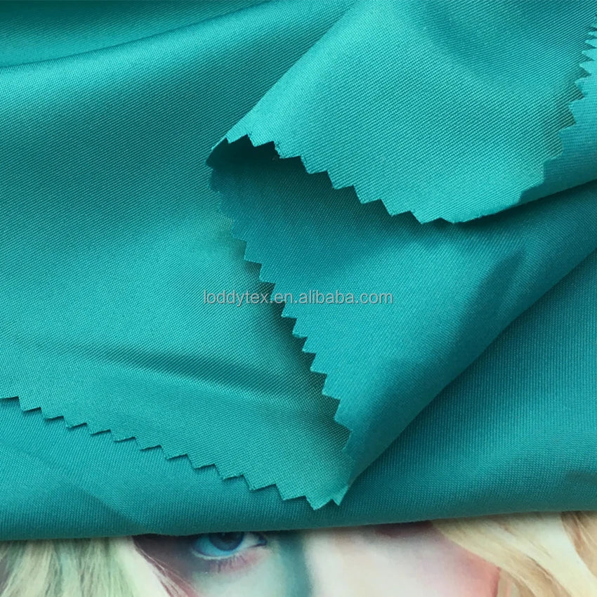 100% Polyester Twill Microfiber Wrinkle Resistant Peach Skin Fabric for Car Lining and Girls' Apparel