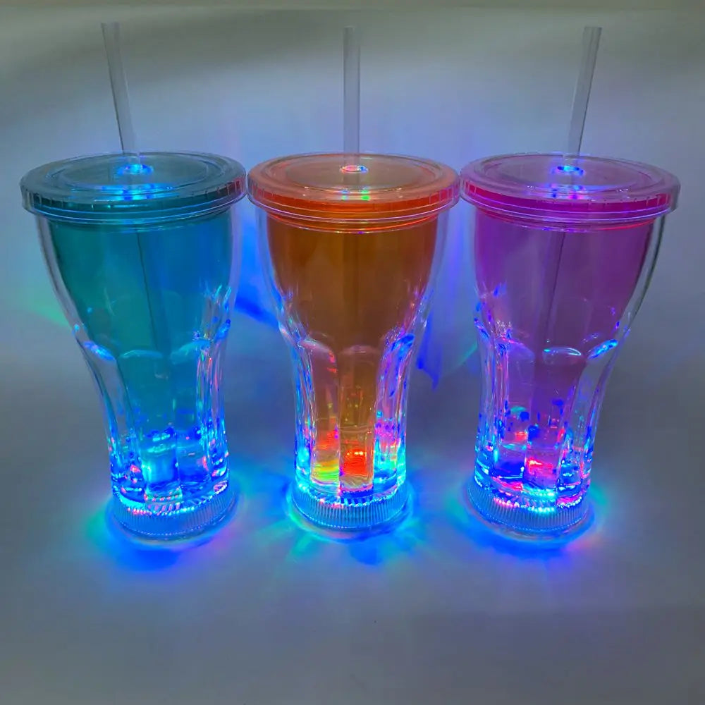Cheaper Price OEM 500ml 18oz Cups with Double Wall Plastic Luminous LED Tumbler with Lids and Straws for Bar Parties Supplies