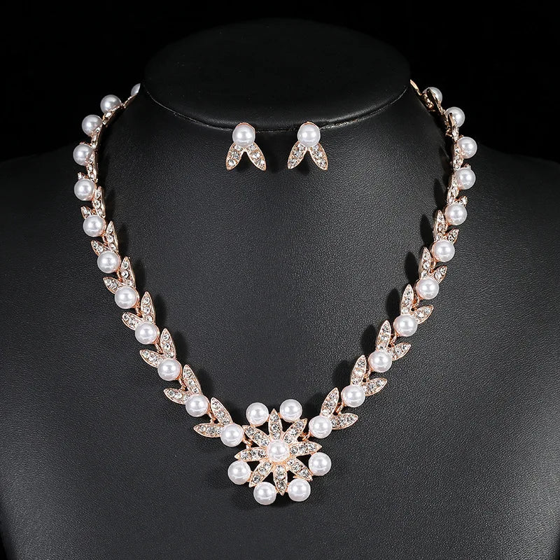 Simple Fashion Women's Wedding Party Bridal Jewelry Set Gold Plated Imitation Pearl Necklace and Earrings Trendy Alloy