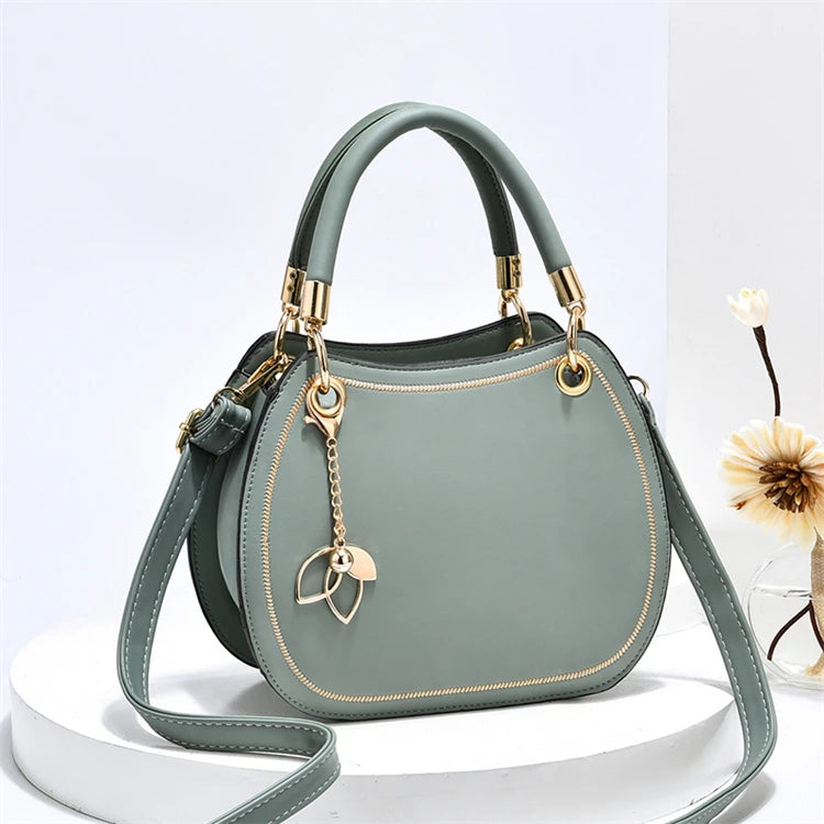 2024 Wholesale Small Mini Cute Round Trendy Designer Black Handbags for Women Female