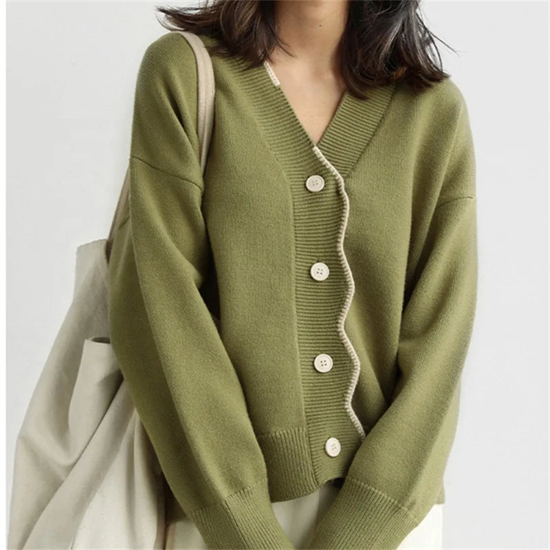 OEM & ODM Unique Knitted Cardigan Custom Fashionable Solid Pattern Long Sleeve Coat Wavy Design Button Casual Winter Sweater Top