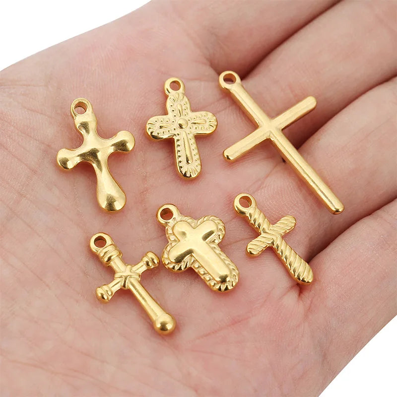 SP1045 Small Non Tarnish Religious Jewelry Supplies 18K Gold Plated Stainless Steel Plain Jesus Cross Crucifix Charm Pendants