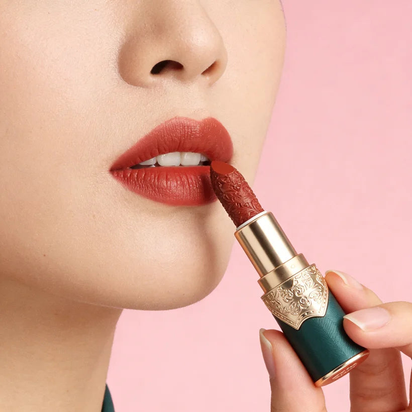 Customized Chinese Style Cute Design Lipstick Fashion Private Label Lipstick Make up