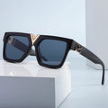 2022 New Fashion Luxury Designer Sunglasses for Men Big Frame PC with UV400 Acrylic Lenses V Shades