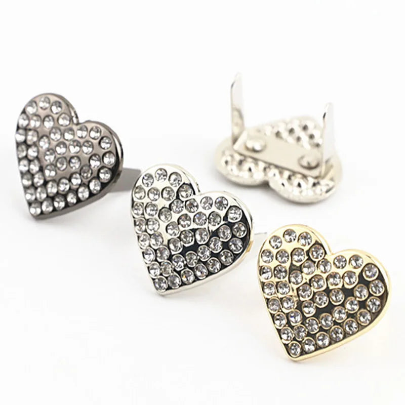 Deepeel BF034 22*20mm Handbag Accessories Rhinestones Heart Shape Buckles Garment Label Shoe Logo Decorative Buckle Bag Rivets Tag