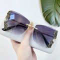 3065 Fashion Rimless Ladies Sunglasses Luxury Diamond Lace Decorative Glasses Handmade Point Diamond Street Shot Sunglasses