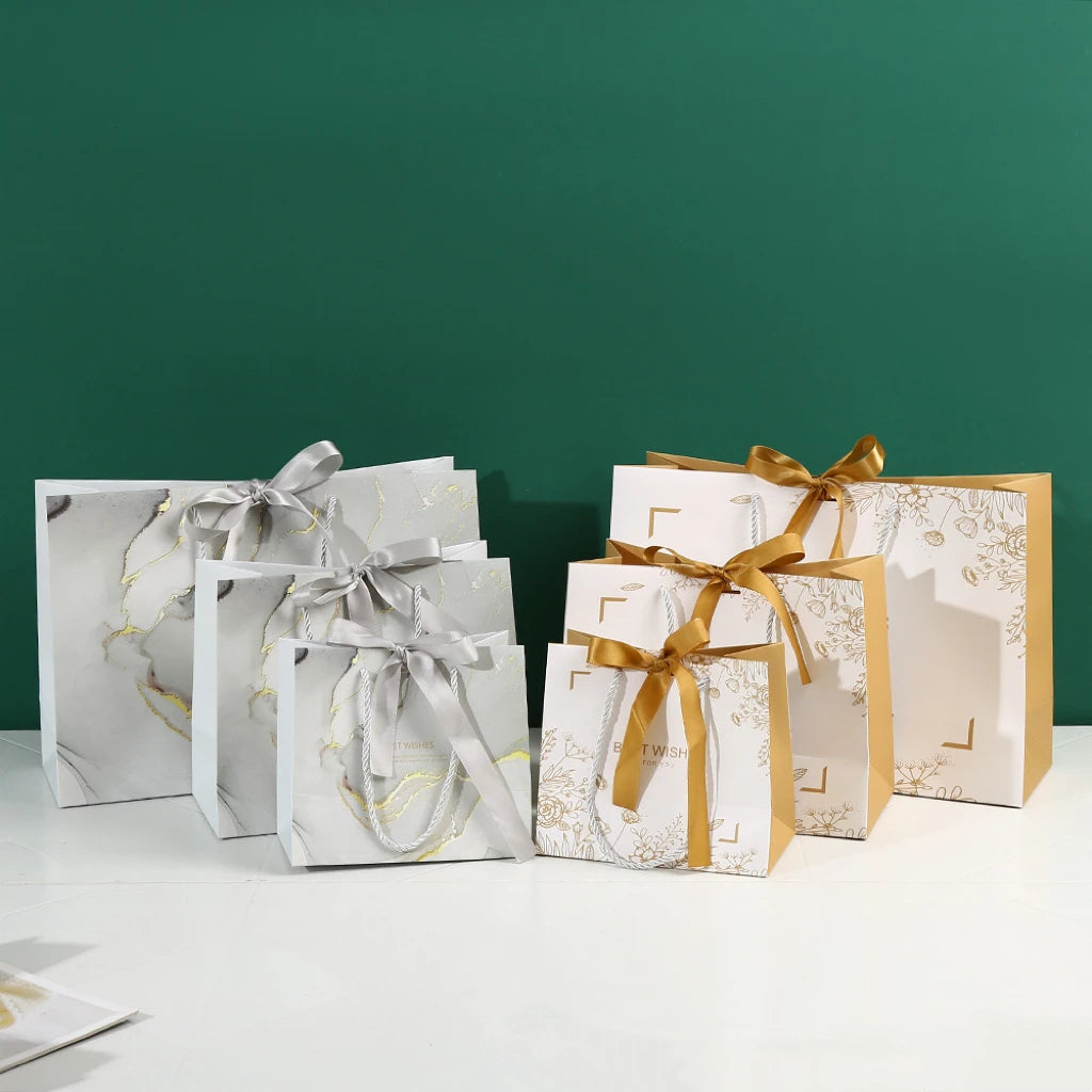Portable Tote BEST WISHES Printed Cardboard Paper Bag Luxury Clothing Garment Retail Gift Shopping Paper Bags With Ribbon Handle