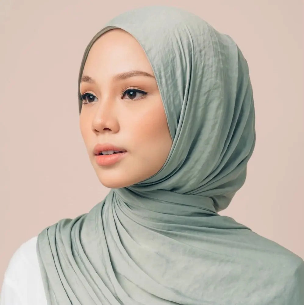 Wholesale Malaysia Ladias Textured Cape Plain Color Satin Scarf Shawl Wrap Bawal Muna Muslim Women Velvet Matte Silk Stain Hijab