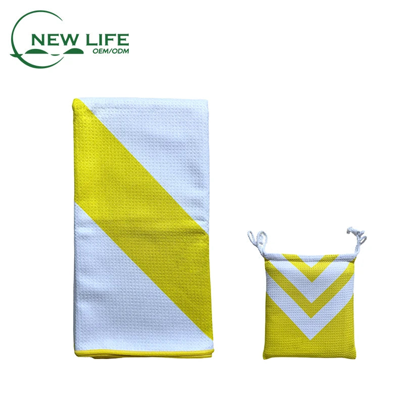 380GSM Waffle Microfiber Beach Towel with Custom Printing Large Microfibre Beach Towel on Beach