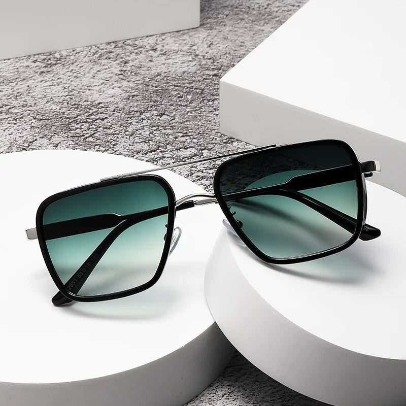 2025 Wholesale Metal Frame Men's Sunglasses Stylish Multicolor Square Sunshade OEM ODM Unisex Eyewear Gafas De Sol