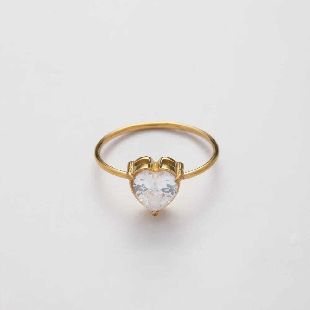 Minamilist Waterproof 18k Gold Plated Jewelry Tarnish Free Stainless Steel White Zircon Love Heart Ring for Women YF3674