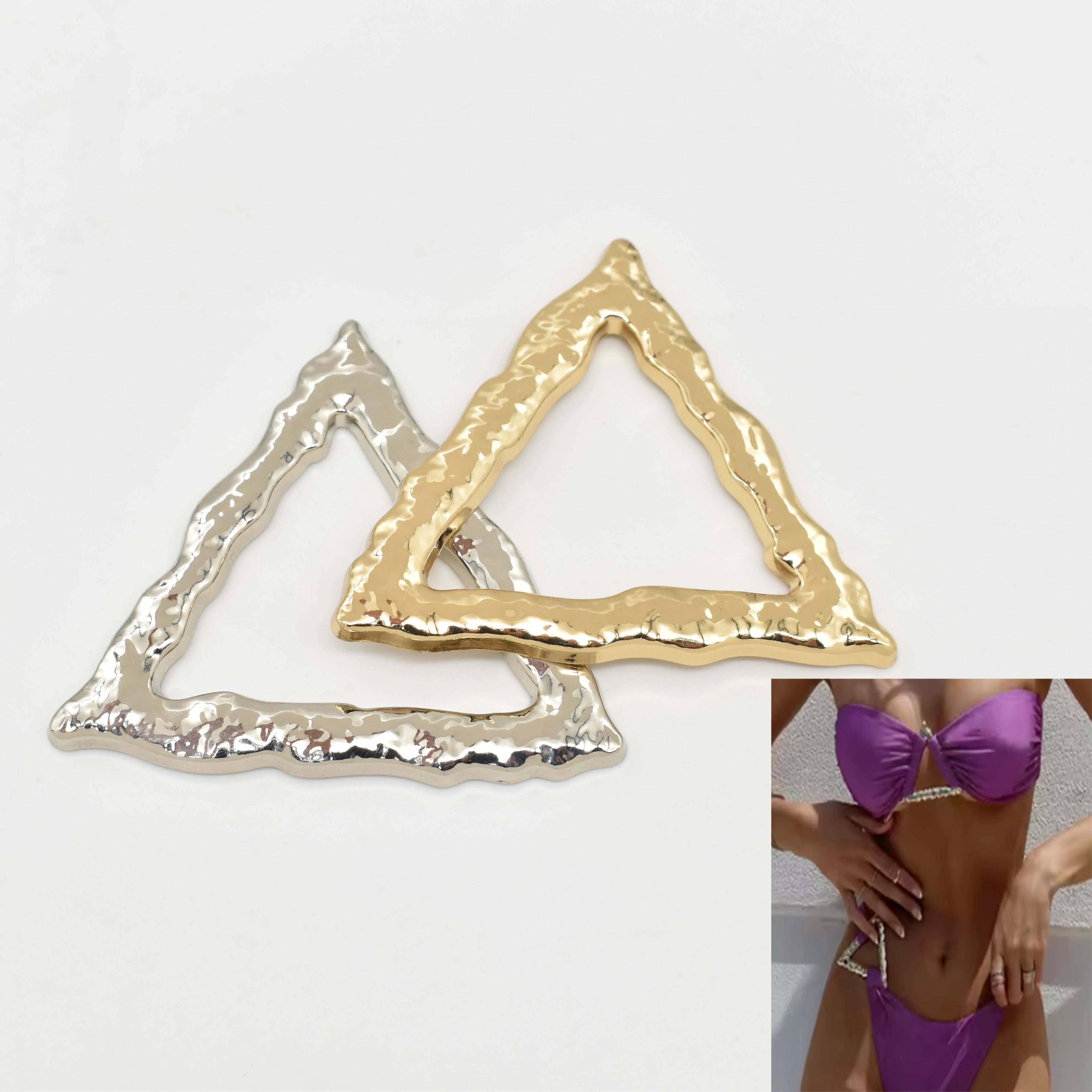 Hot Selling Fashion Metal Garment Accessories Swimwear Glitter Ring Linked Luxury Triangle Buckle Bikini Connector for Beachwear