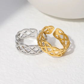 BM Wholesale Women's Trendy Ring Hollow Stainless Steel 18K Gold Plated Non-Fading Ring