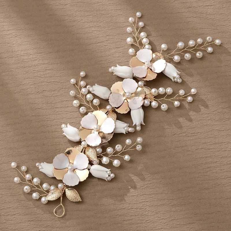 Hot Fashion Alloy Leaf Exaggerated Design Hair Comb Victoria Bridal Accessories Cheveux Marriage Hair Combs