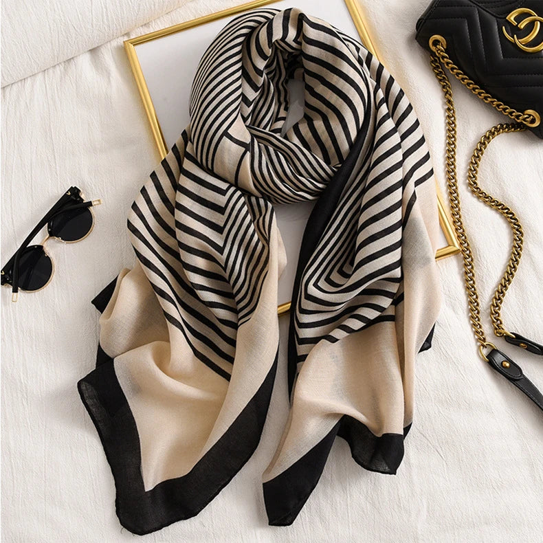Manufacturer Latest Design Korean Style Black and White Printed Cotton Viscose Shawls Shred Stripe Geometric Print Scarf Hijabs