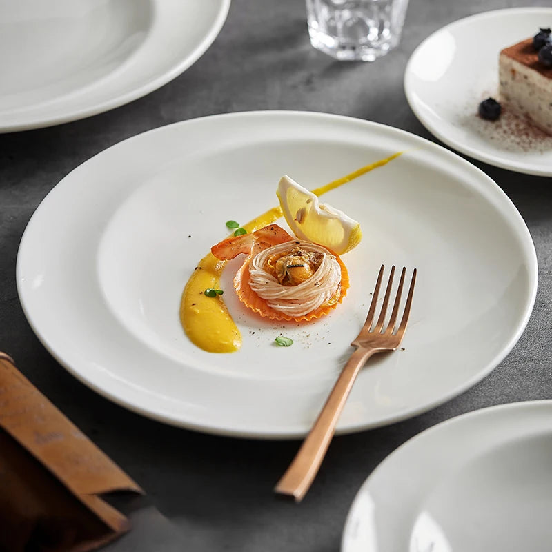 Eco-Friendly Irregular Ceramic Plate for Dinner Salad Dish Serving Dishes Porcelain Dessert Plate for Hotels and Restaurants