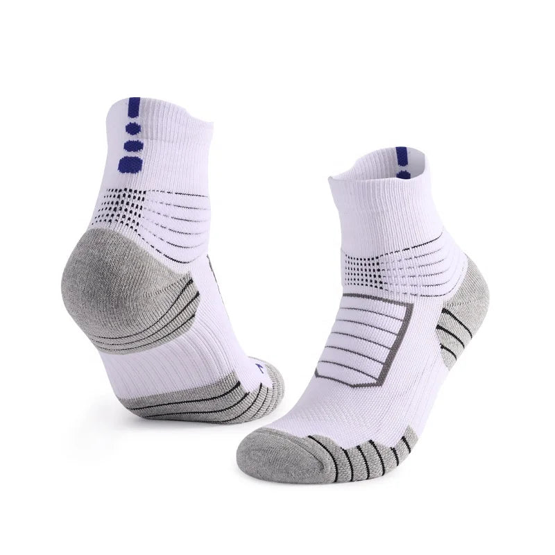 Premium Combed Cotton Men's Basketball Sports Socks Custom Logo Luxury Design with Knitted Technique for Spring