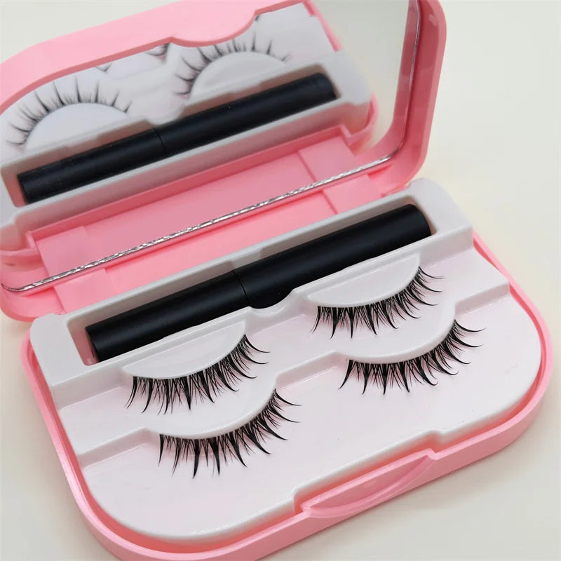 Handmade 3D Wispy Natural Eyelashes Self-adhesive Reusable Cruelty-Free Acrylic Own Logo Eyelashes Package Box Led Light