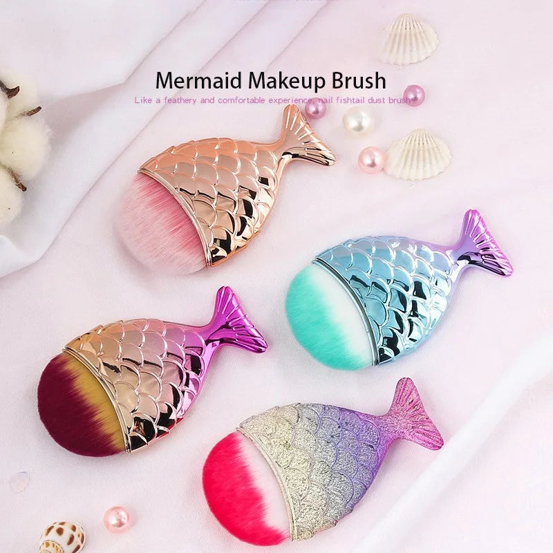 Kfeier 1 PCS Fish Shape Angular Blush Foundation Synthetic Hair Brush Plastic Handle Customizable Colors for Face Eyebrow Pencil