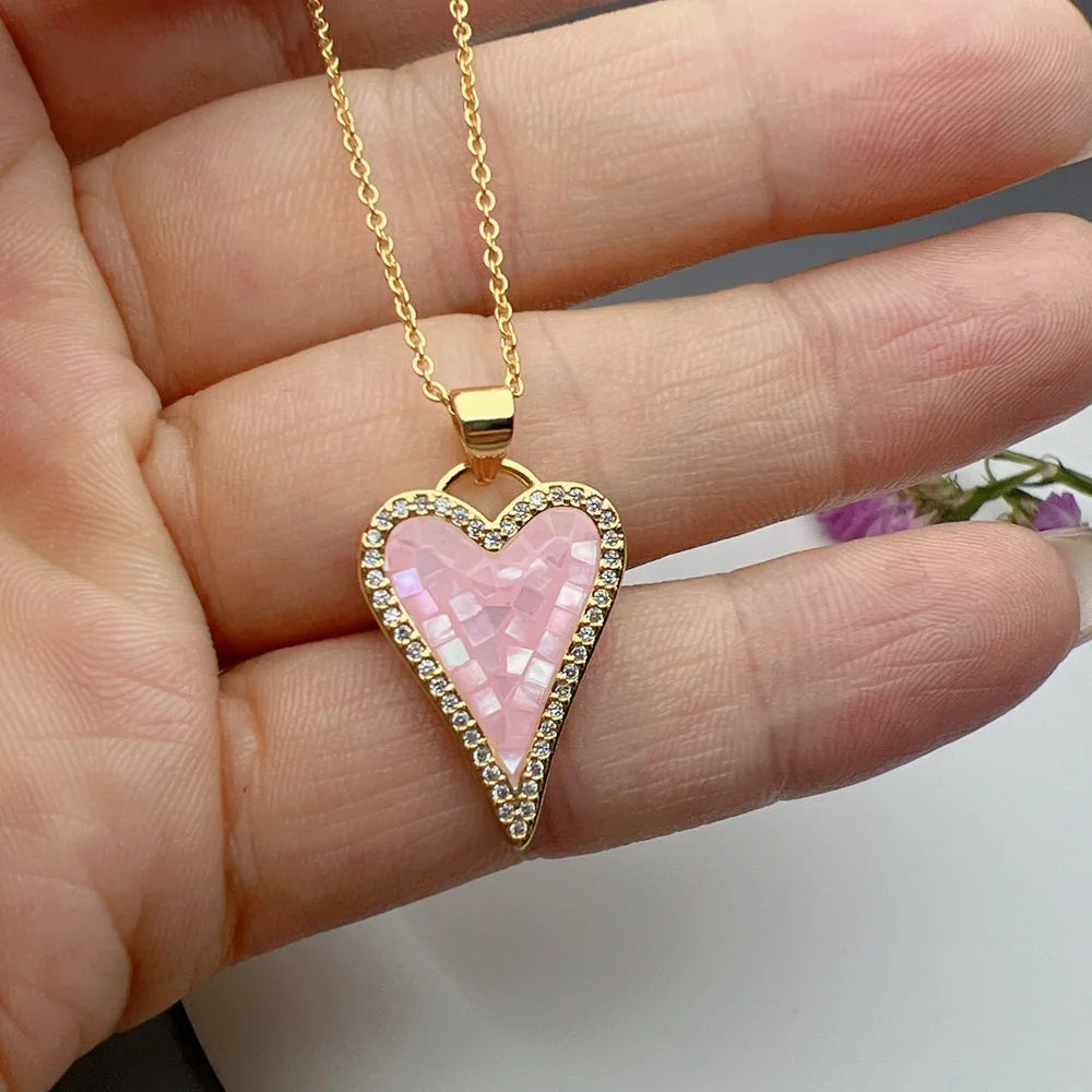 Wholesale Custom Shell Zircon Love Heart Pendant Necklace for Women Fashion Jewelry