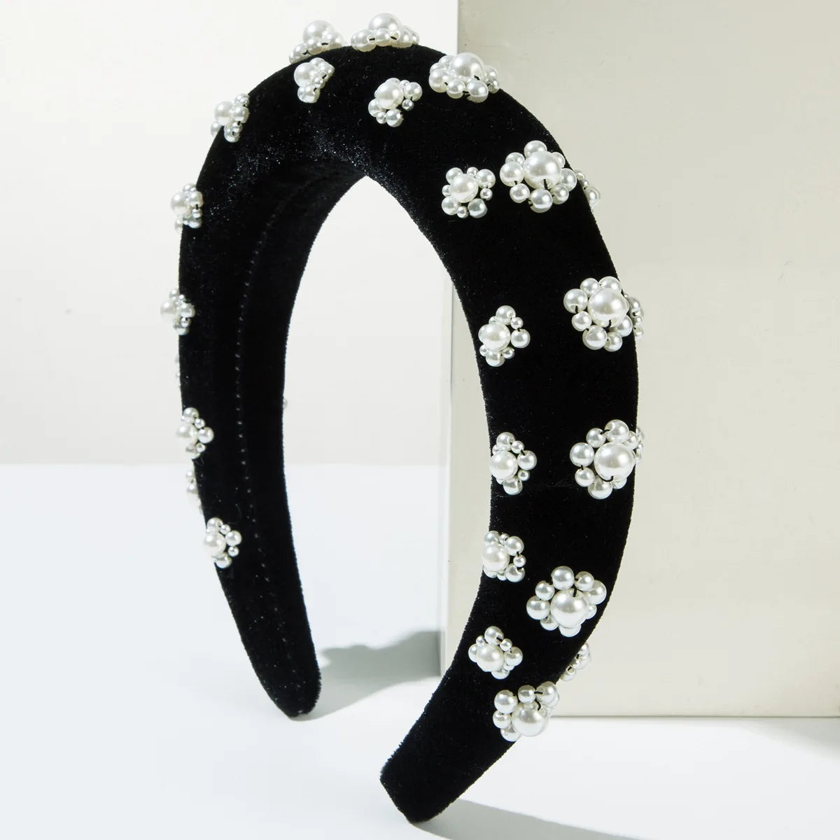 New Sponge Velvet Black Headband Pure Hand-sewn Pearl High Cranio-top Temperament Fashion Small Fragrant Wind Hair Accessories